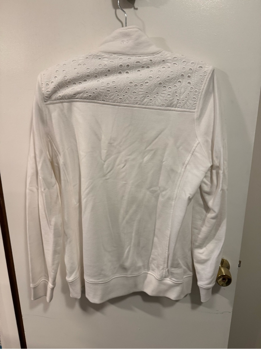 Vineyard Vines Shep Sweatshirt Womens Small White Lace Accent Whale Logo Prep - Picture 8 of 9